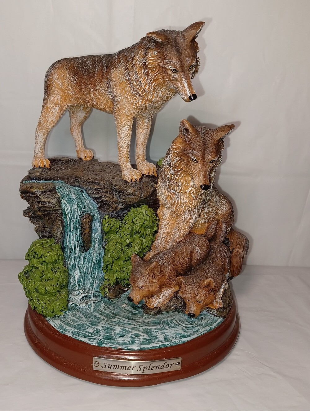 Bradford Exchange Summer Splendor Sculpture Protectors Of The Pack Collection